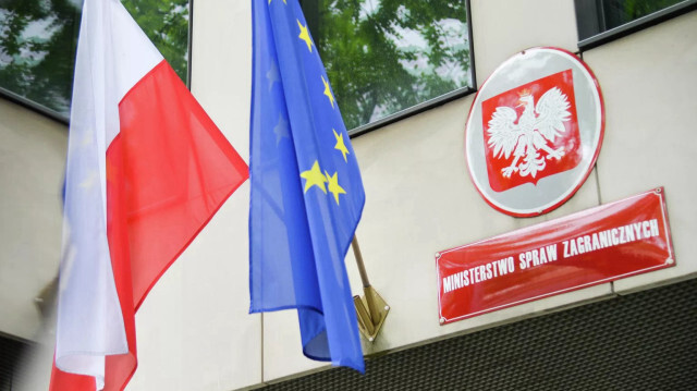 МИД Польши уволил всех выпускников МГИМО