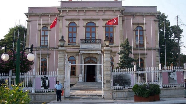 Edirne Belediye binası (Arşiv)
