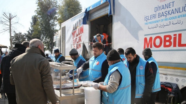 Türkiye Diyanet Vakfı deprem bölgesinde yardım faaliyetlerine devam ediyor.