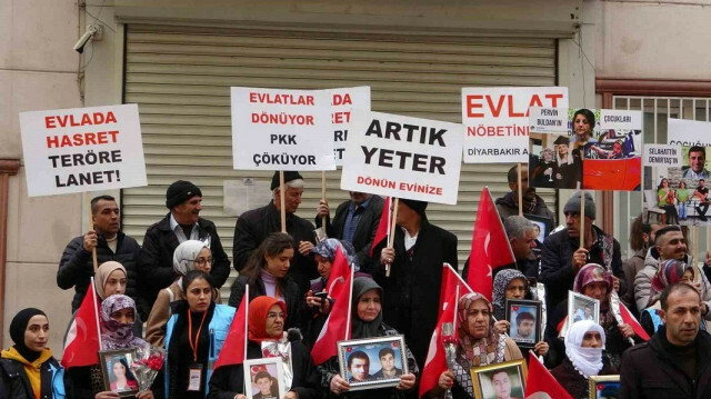 Another family joins protest against PKK terror group in southeastern Türkiye