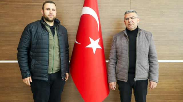 AK Partili Köşk Belediyesi, CHP'li Aydın Büyükşehir Belediyesi'nin işten çıkardığı Gürkan Can'a sahip çıktı.