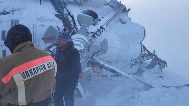 Kazakistan'da helikopter sert iniş yaptı, 4 kişi hayatını kaybetti.