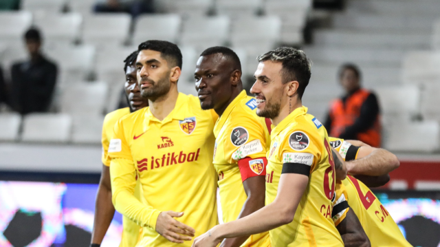 Kayserispor'un gol sevinci