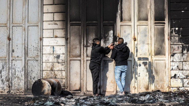 Un immeuble incendié dans la ville de Huwara près de Naplouse en Cisjordanie. Crédit photo: RONALDO SCHEMIDT / AFP