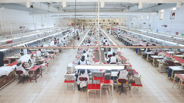 Dünyaca ünlü birçok giyim markasının tedarikçisi olan Gelişim Grubu’nun Adıyaman OSB’deki fabrikasında deprem sebebiyle üretim durdu.