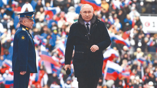 Putin, Rusya-Ukrayna Savaşı ile ilgili son değerlendirmesinde, Batılı ülkelerin Sovyetler Birliği’nden sonra Rusya’yı yıkma amacı taşıdığını savundu.
