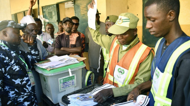 Le dépouillement des votes dans un bureau de vote à Yola le 25 février 2023 au Nigeria.
Crédit Photo: PIUS UTOMI EKPEI / AFP