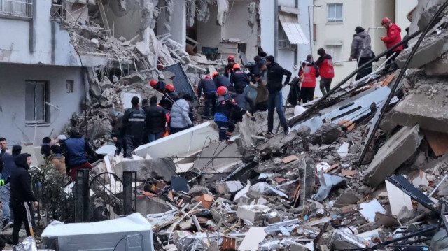 Kahramanmaraş'ın Pazarcık ilçesinde 7,4 büyüklüğünde deprem meydana geldi