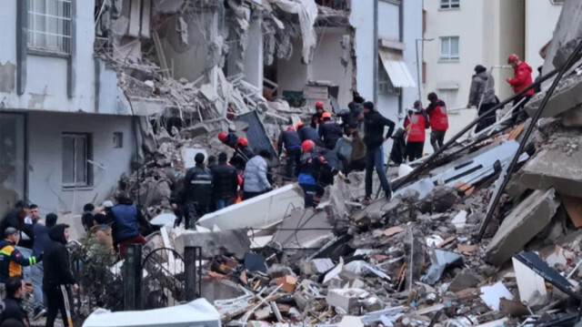 Kahramanmaraş merkezli deprem, 10 ili etkiledi.