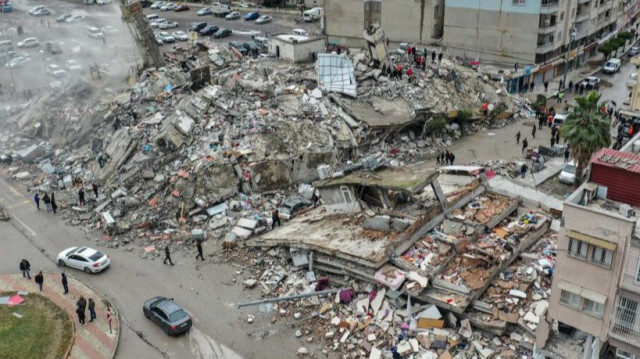 Kahramanmaraş'ta 7,7 ve 7,5 büyüklüğünde iki deprem meydana geldi. 