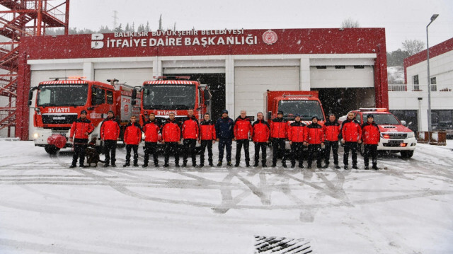 Balıkesir, depremin yaralarını sarmak için yola çıktı 