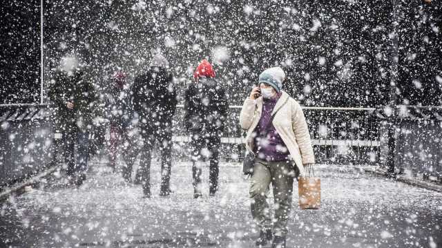 Meteoroloji'den İstanbul Bursa ve Balıkesir için kuvvetli kar uyarısı