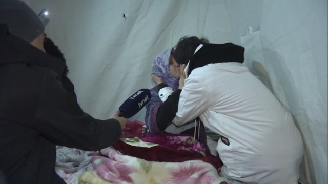 Kahramanmaraş'ta deprem sonrasını ailesini kaybeden Beşer teyze evladına kavuştu
