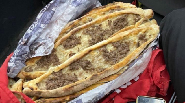 İspanyol ekip vatandaşların kendine verdikleri yemeklerden birinin fotoğrafını paylaştı.