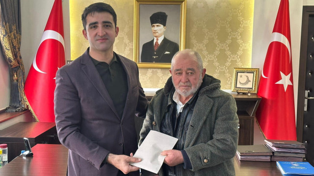 81 yaşındaki Selim Güngör umre parasını depremzedeler için bağışladı.