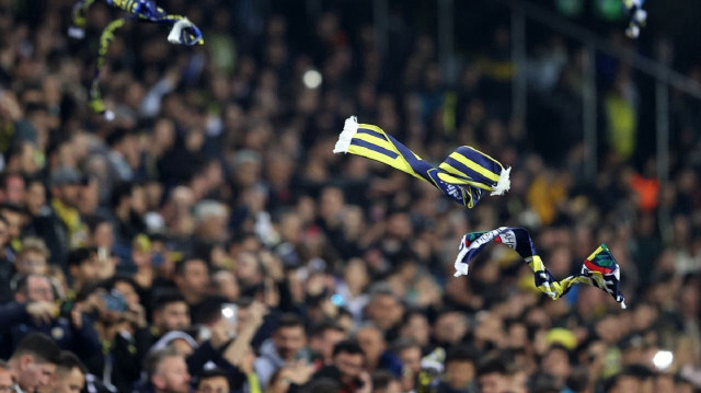 Kayseri İl Güvenlik Kurulu, 4 Mart Cumartesi günü saat 19.00'da oynanacak Kayserispor - Fenerbahçe karşılaşmasında güvenlik gerekçesiyle sarı lacivertlilerin deplasman tribününe girmemesi yönünde karar almıştı.