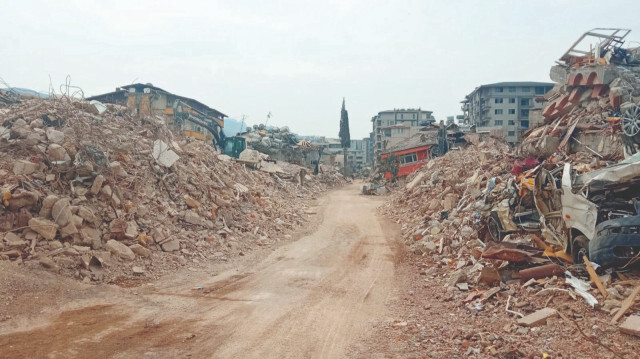 Depremin vurduğu Hatay’da 55 bin 589 bina ya yıkıldı ya da ağır hasar aldı. 