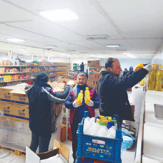 Esenlik Market kapılarını depremzedeye açtı: AFAD ile ortak operasyon
