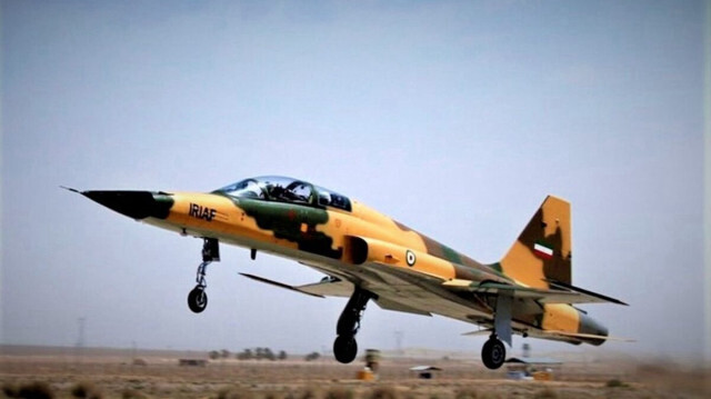 İran'a ait savaş uçağı