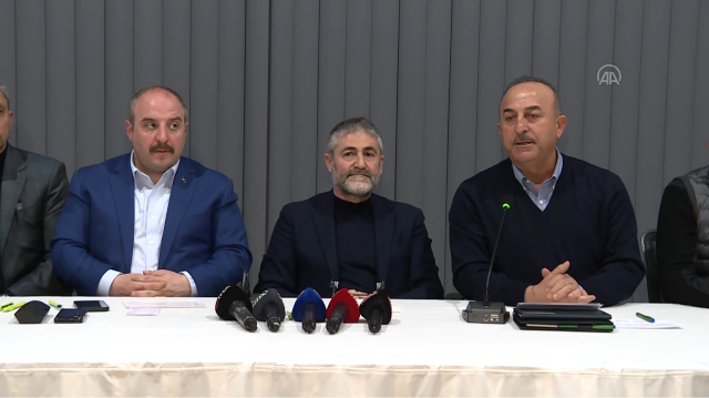 Sanayi ve Teknoloji Bakanı Mustafa Varank - Hazine ve Maliye Bakanı Nureddin Nebati - Dışişleri Bakanı Mevlüt Çavuşoğlu.