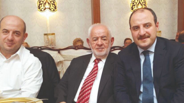 İlhan Varank, Ali Haydar Varank ve Bakan Mustafa Varank.
