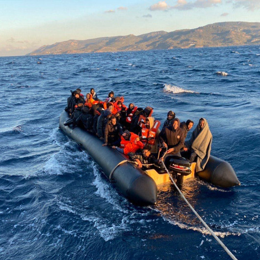 Yunan zulmü bitmiyor: Çanakkale'de 46 düzensiz göçmen kurtarıldı