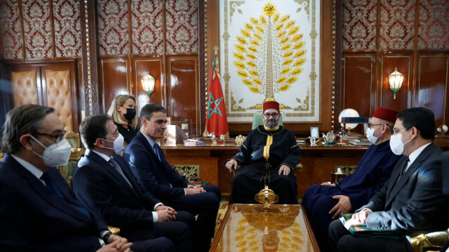 Le Roi du Maroc en compagnie du Premier ministre espagnol, le 07.04.2022. Crédit photo : Agence Anadolu