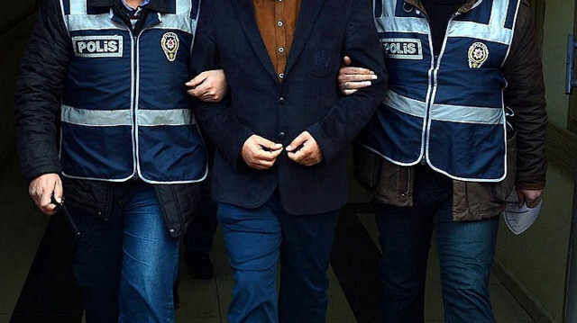 Şüpheliler ‘zimmet’ suçundan tutuklanarak cezaevine gönderildi.