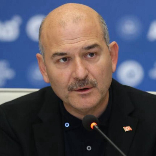 Bakan Soylu acılı anne ile görüştü: Nerede olursa olsun getireceğim onu