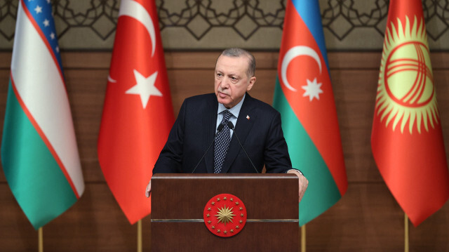 Cumhurbaşkanı Erdoğan, Türk Devletleri Teşkilatı (TDT) Olağanüstü Zirvesi'nin ardından konuşma yaptı.