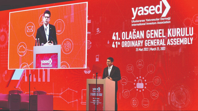 Yatırım Ofisi Başkanı Ahmet Burak Dağlıoğlu, YASED'in 42.Olağan Genel Kurul toplantısında konuştu.