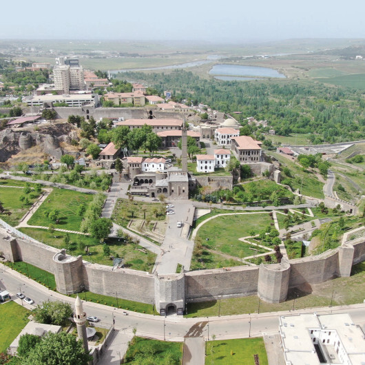 Diyarbakır'da 5 adet arsa satılacak