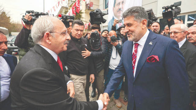 Kemal Kılıçdaroğlu, Remzi Çayır'ı ziyaret etti.