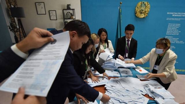Un bureau de vote ce matin au Kazakhstan. Crédit Photo: AFP