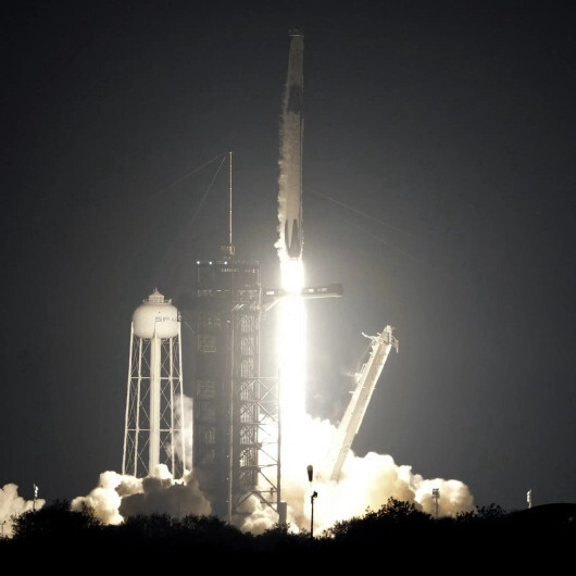 SpaceX ABD Rusya ve BAE'nin astronotlarını uzay istasyonuna gönderdi