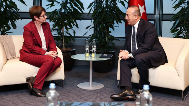  Avrupa İmar ve Kalkınma Bankası Başkanı Odile Renaud-Basso ile Dışişleri Bakanı Mevlüt Çavuşoğlu.