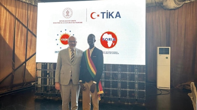 L'ambassadeur de la Türkiye au Mali, Murat Mustafa Onart et George Kalonji, coordinateur de Cojep International pour l'Afrique. Crédit Photo: AA