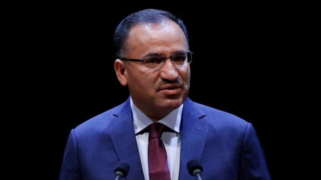 Adalet Bakanı Bekir Bozdağ, 18 bin yeni personel alımı için ilana çıkılacağını söyledi.