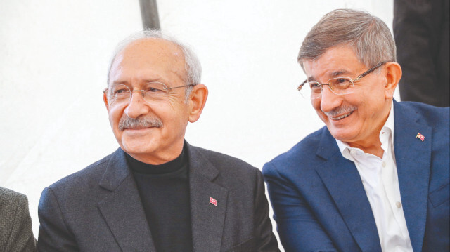 Ahmet Davutoğlu, seçimde CHP listesinden Meclis’e girme sinyali verdi. 