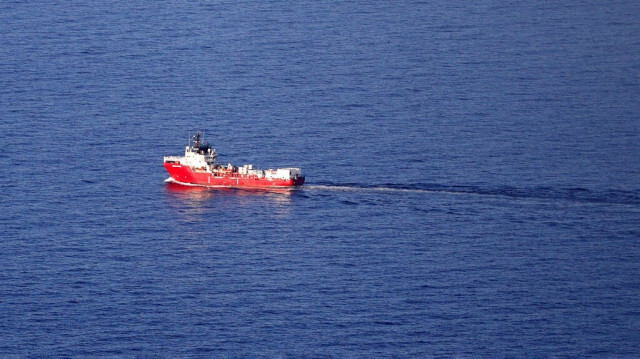Le bateau humanitaire, Ocean Viking. Crédit Photo: Libyan Red Crescent / AFP