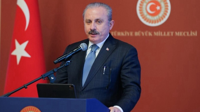رئيس البرلمان التركي: سنتغلب معًا على آلام الزلزال