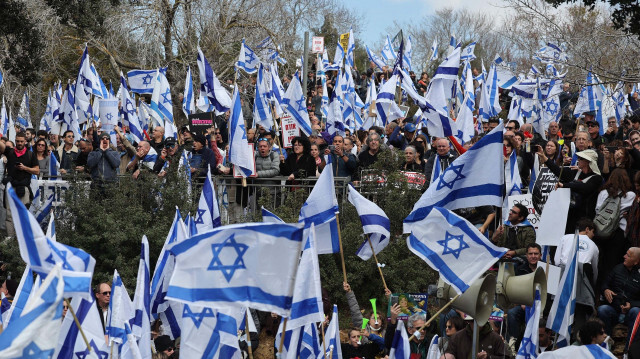 إسرائيل.. تصاعد الاحتجاجات وترقب لإعلان نتنياهو 