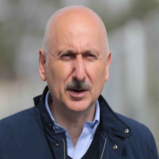 Bakan Karaismailoğlu: Eğitimin başlaması normal hayata dönüş için önemli 