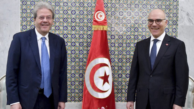 Le ministre tunisien des Affaires étrangères Nabil Ammar (à droite) accueille le commissaire européen aux affaires économiques Paolo Gentiloni à Tunis.
Crédit Photo: FETHI BELAID / AFP