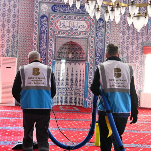 Büyükşehir camileri bayrama hazırlıyor