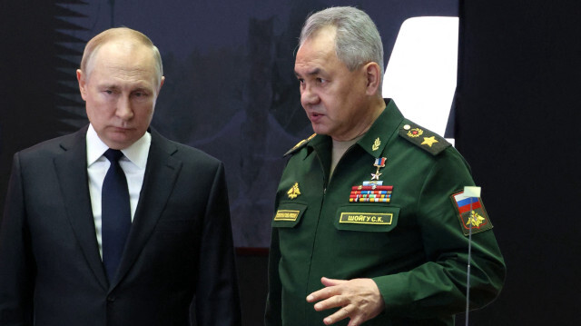 Vladimir Poutine, Président de la fédération de Russie et Sergueï Choïgou, le Ministre russe de la Défense. Crédit Photo: AFP