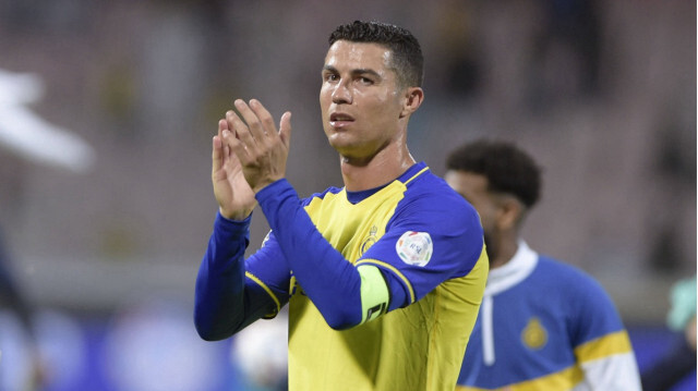 Cristiano Ronaldo, Suudi Arabistan'da ayın futbolcusu seçilmişti.