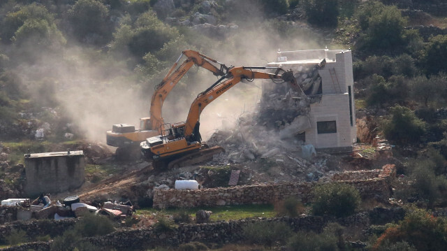 İşgalci İsrail, Doğu Kudüs'te geçen yıl Filistinlilere ait 143, 2021'de de 181 evi yıktı.