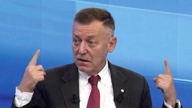 CHP Parti İçi Eğitim Sorumlusu Aytuğ Atıcı.