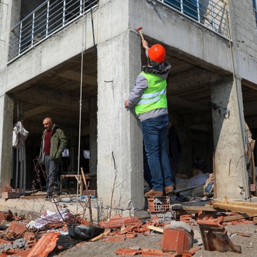 Malatya'da yıkılan ve yıkılacak 32 bin 195 bina tespit edildi